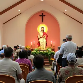 Missa na Paróquia Divino Salvador